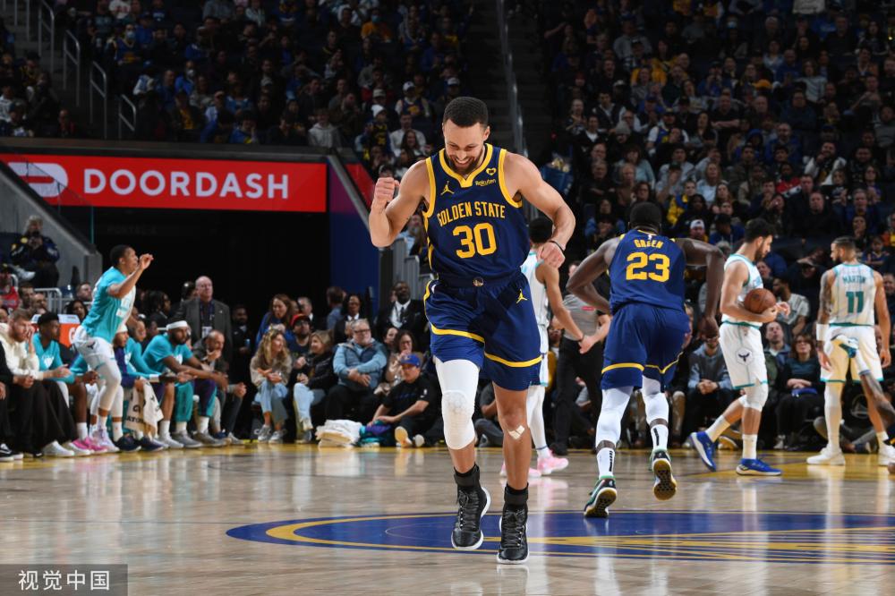 在某场激烈 在某场激烈