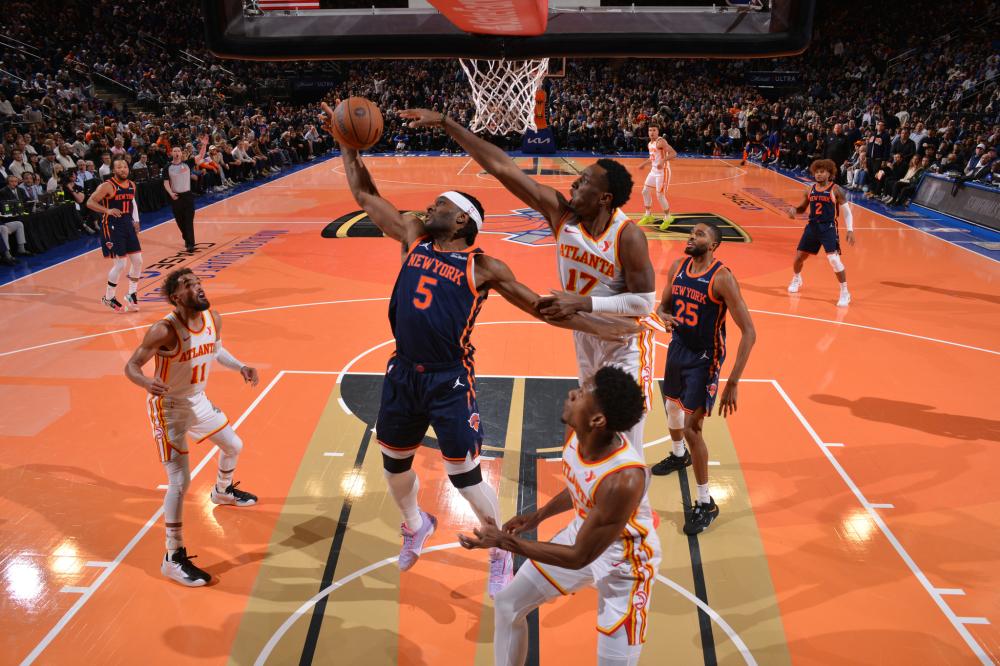 初以租借形 初以租借形