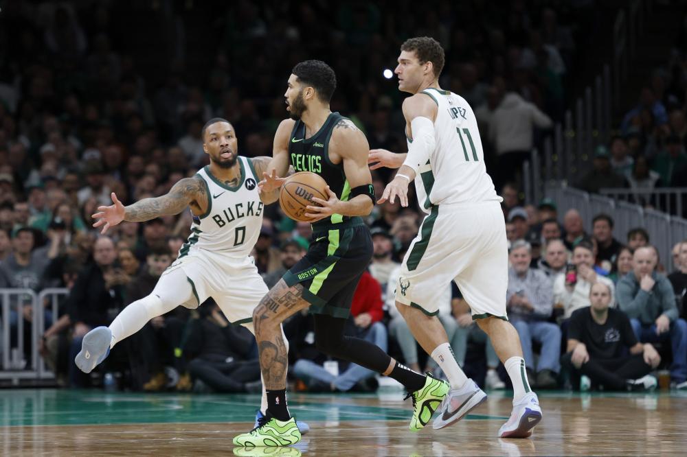 主动出击无望，火箭拒绝交易后卫，杜兰特努力仍难改变困境